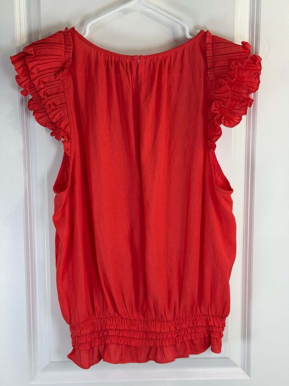 DO+BE Red Pleated Ruffle Trim Sleeveless Smocked Hem Blouse - Picture 4 of 7